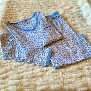 CHAPS PAJAMA 2 piece set EUC